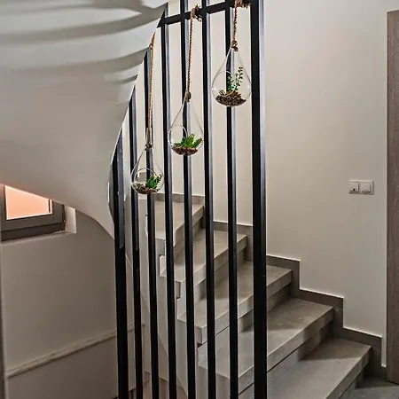 Apartment White & Gray Rethymno (Crete)