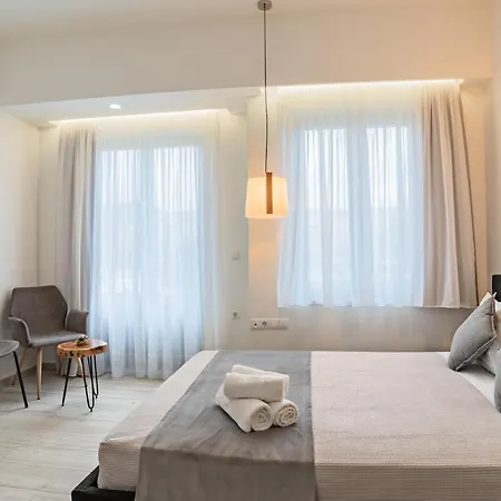 White & Gray Apartment Rethymno (Crete)