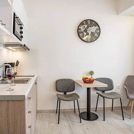 Apartment White & Gray *